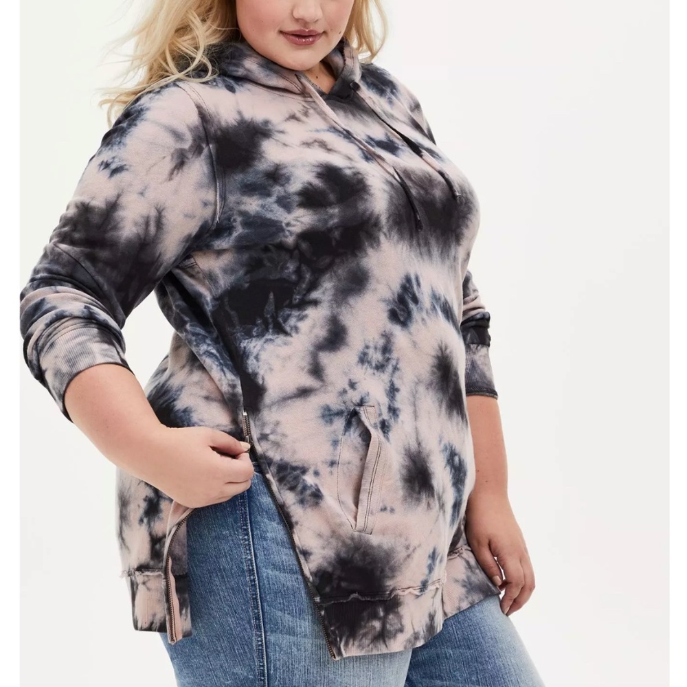 Torrid Black and Cream Tie-Dye Hoodie
